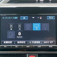 ＼ 誰でも車が買える次世代低与信ローン専門店／ 安心の１年保証付き 距離無制限！中古車販売 カーメル山梨店　平成30年　トヨタ　ヴォクシー　80,000㌔の画像