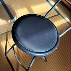 折りたたみ式チェアの画像