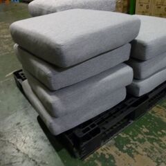 ②※取引中/売約済***********　未使用/新品　クッション　色々　１点価格　10枚あり　ＤＩＹ素材にの画像