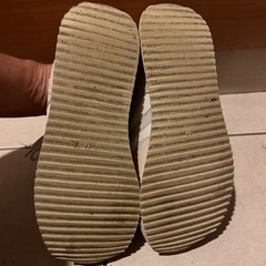 スニーカー　ベージュ&ホワイトの画像