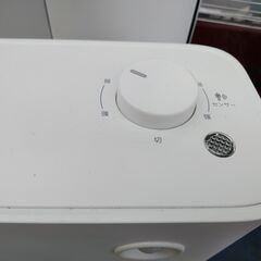 注目！品質保証☆配達有り！2800円(税込）ニトリ ファンヒーター 電気ヒーター 暖房器具 2023年製の画像