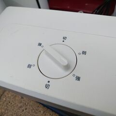 品質保証☆配達有り！3300円(税込）パナソニック ファンヒーター 電気ヒーター 暖房器具 2020年製の画像