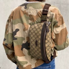 GUCCI グッチ ボディバッグ GGスプリーム ウエストバッグの画像