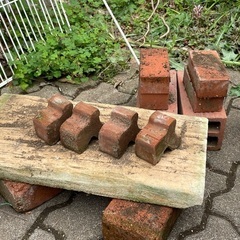 レンガ 植木鉢 プランターなどの画像