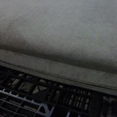 ④　未使用/新品　クッション　ＤＩＹ素材にの画像