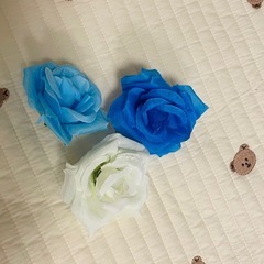 造花　薔薇50個 ブルー系　バラ　写真撮影小物の画像