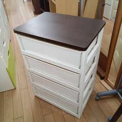 ★リユースのサカイつくば店★TK7164  ウッドトップチェスト ホワイト H80×D41×W56 クリーニング済みの画像