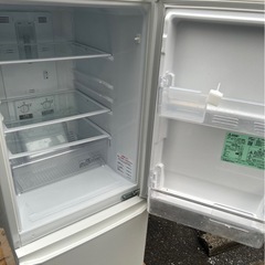 三菱146ℓ冷蔵庫 MR-P15ED-KW 2019年製　2ドア冷蔵庫の画像