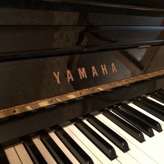 音出し確認済】YAMAHA ヤマハ ピアノ 定番 人気 NO.U3G 黒 アップライトピアノ 3本ペダル 椅子 1971年製造 日本製の画像