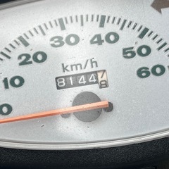 大人気セール‼️安心のバッテリー新品✨️前後タイヤまだまだ山あり⛰️嬉しいオイル満タン補充済み🈵オイル交換不要⭕️継ぎ足しだけで🆗2サイクルでパワフルな走り💨AF34ライブディオ✴の画像