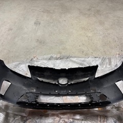 純正 プリウス30後期（ZVW30） フロントバンパー（フォグ穴有り
）トヨタ202の画像