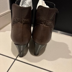 ☆本革ショートブーツ　サイドゴア　ヒールあり☆の画像