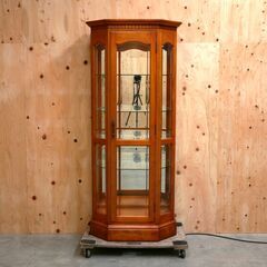 ≪yt2095ジ≫ 横浜クラシック家具 Daniel/ダニエル キュリオケース 飾り棚/ガラスケース/カップボード/ヴィンテージ家具/中古家具/宮城県仙台市 71102-10の画像