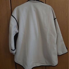 完全未使用　アウターの画像