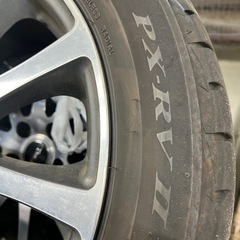 良品なノーマルタイヤとアルミのセットです！の画像