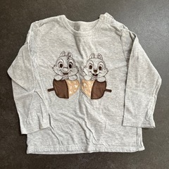 UNIQLOチップとデール長袖パジャマセット100cmの画像