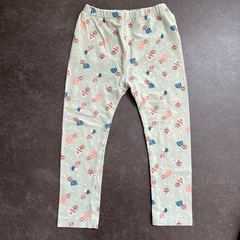 UNIQLOチップとデール長袖パジャマセット100cmの画像