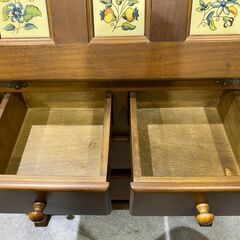 バレンシア家具｜スペイン製｜タイル張り｜椅子付｜ライティングデスクの画像