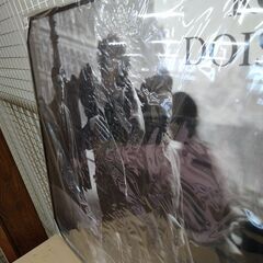 リユースのサカイ浦和店 【F265】ロベール・ドアノー パリ市庁前のキス  額入りポスターの画像