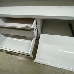 【ジャングルジャングル滋賀草津店】ジモティ来店特価‼ 食器棚 マナベインテリア ホワイト J-251133の画像