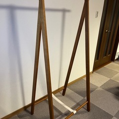 木製ハンガーラック 折りたたみ式 コート掛けの画像