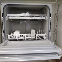リユースのサカイ浦和店 【F267】★食器洗い乾燥機 パナソニック NP-TA4 2022の画像