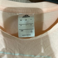 アディダス　Tシャツの画像