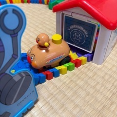 アンパンマンくねくねロードDXの画像