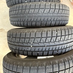スタッドレスタイヤ➕ホイール　４本セットの画像