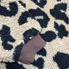 子供服お下がり冬110サイズ豹柄トレーナー☆あったかボア☆男の子女の子の画像