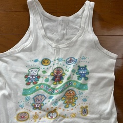 100サイズパーカーの画像