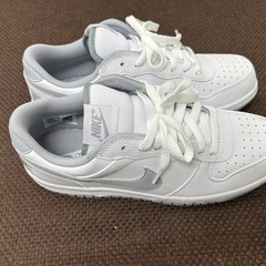 美品　Nike Air Force 1 ホワイト/グレーの画像