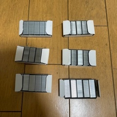 ホッチキス(ステープラー )とホッチキス針 No.10 1000本✖︎6箱の画像