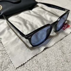 Ray-Ban サングラス　RB4259F-60180180の画像