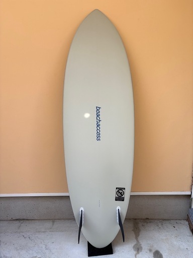 【平塚】2025/6月購入 ソフトボード　ショートボード サーフィンビーチアクセス6’0″ ツインフィン　ソフトボード　サーフボード