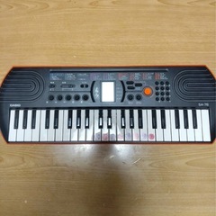 CASIO 電子キーボードの画像