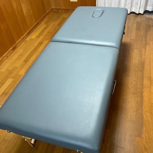 マッサージベッド