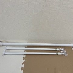 強力突っ張り棒（伸縮式 110〜190cm）補助支柱付きの画像