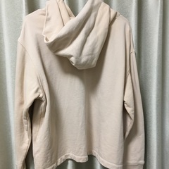 ナチュラルビューティー　パーカー　の画像