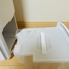 シャープ　衣類乾燥除湿機の画像