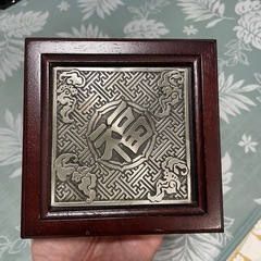 ロイヤルセランゴールピューターオブジェ『福』　の画像