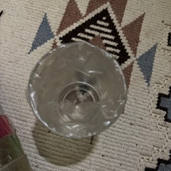 カラフルなコップの画像