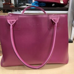 1147 agnesb レザートートバッグの画像