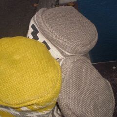 布製の収納バスケット　直径14㎝くらい高さ13㎝　3個の画像