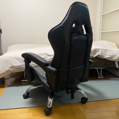 ゲーミングチェアの画像
