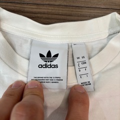 adidas ホワイト Tシャツ Sサイズの画像