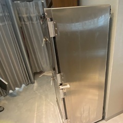 美容室、理容室用台湾製タオル蒸し器タオルウォーマーの画像