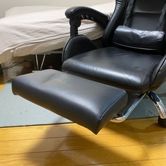 ゲーミングチェアの画像