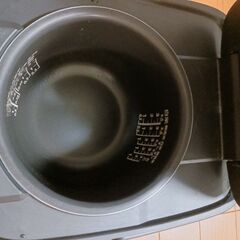 TOSHIBA圧力IH炊飯器!美品です。値下げしました。の画像