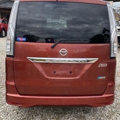 🇯🇵😊👍 セレナハイウェイスターHV。2014年式。走行距離10.2万キロ。車検2年。価格はコミコミです。🤗😊👍🇯🇵の画像